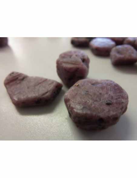 Rubis brut Tanzanie 5 a 14g Rubis brut Tanzanie 5 a 14g