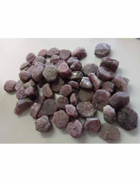Rubis brut Tanzanie 5 a 14g Rubis brut Tanzanie 5 a 14g
