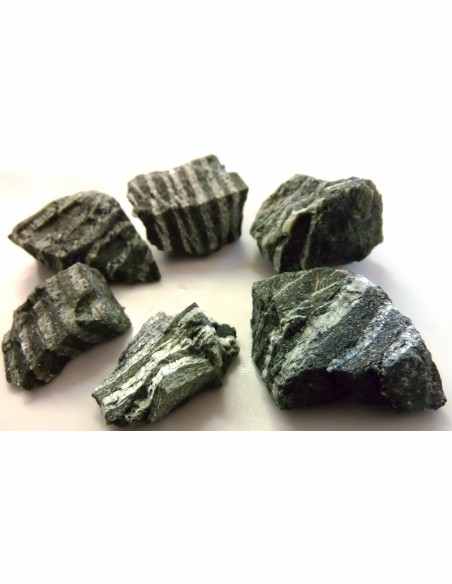 Galet Serpentine oeil d'argent mineral Galet Serpentine oeil d'argent mineral