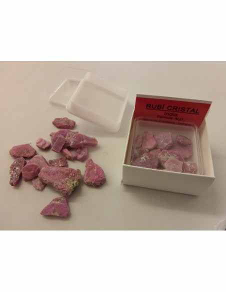 Boite avec 10 à 15 rubis Inde