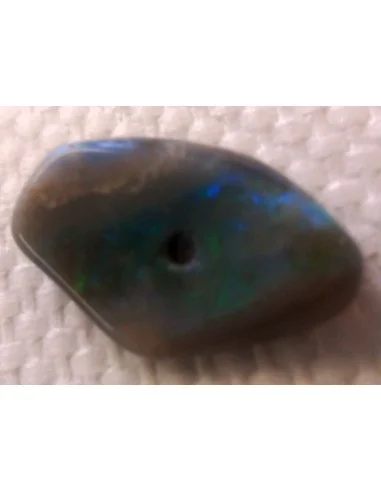 Opale noble pierres percées