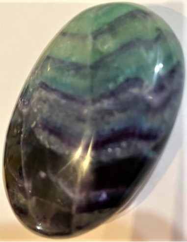 Fluorine arc-en-ciel grand galet