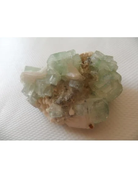 Apophyllite verte  Apophyllite verte