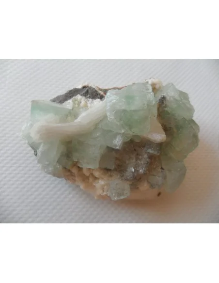Apophyllite verte  Apophyllite verte