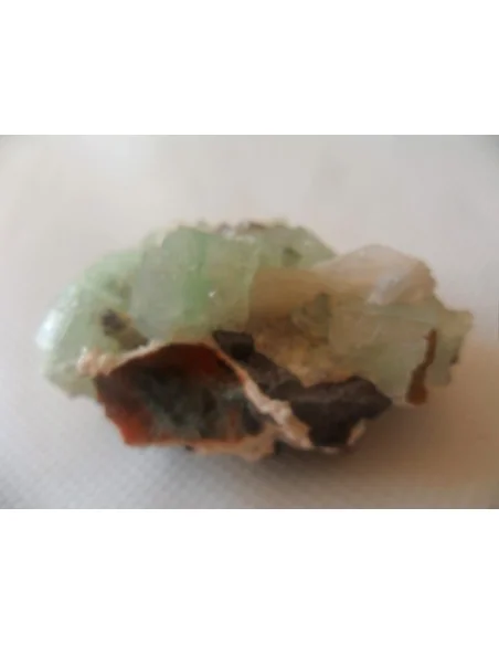 Apophyllite verte  Apophyllite verte