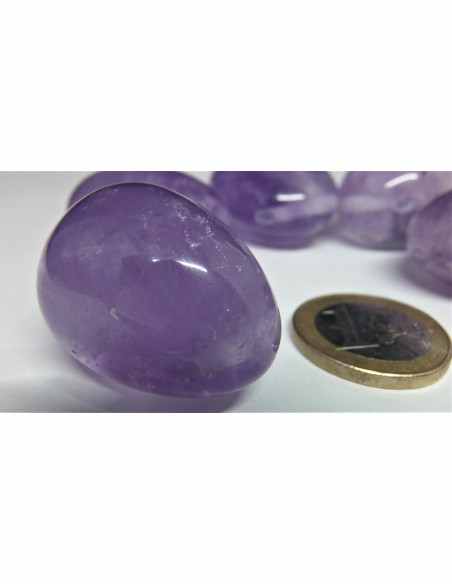 Yoni Oeuf amethyste perce 35 a 38mm Yoni Oeuf amethyste perce 35 a 38mm
