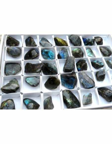 Labradorite moité polis 13 à 34g Labradorite moité polis 13 à 34g