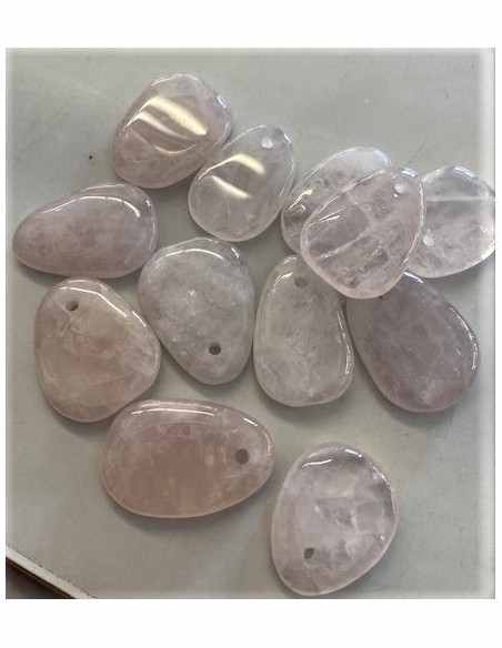 Pendentif quartz rose 35 à 40mm Pendentif quartz rose 35 à 40mm