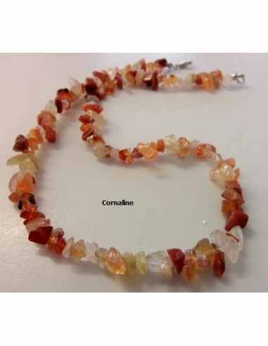 Collier en pierres naturelles baroque