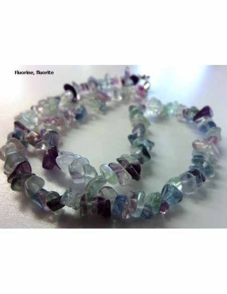 Collier en pierres naturelles baroque Collier en pierres naturelles baroque