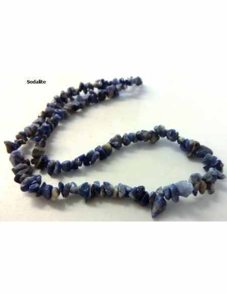 Collier en pierres naturelles baroque Collier en pierres naturelles baroque