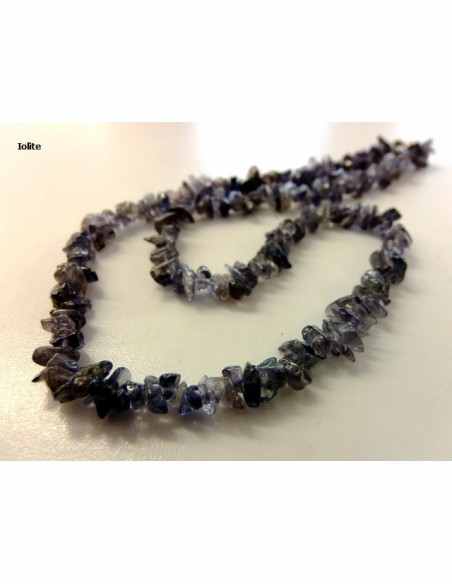 Collier en pierres naturelles baroque Collier en pierres naturelles baroque