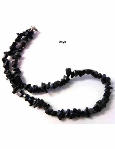 Collier en pierres naturelles baroque Collier en pierres naturelles baroque