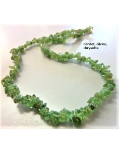 Collier en pierres naturelles baroque
