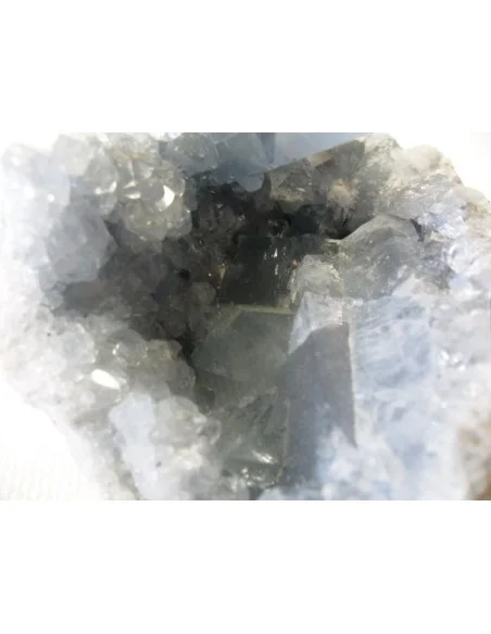 Celestite en geode Celestite en geode