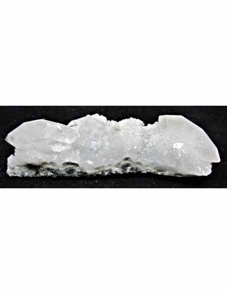 Apophyllite druse