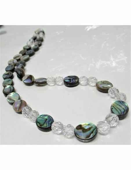 Collier Nacre opalisee bleue perles Collier Nacre opalisee bleue perles