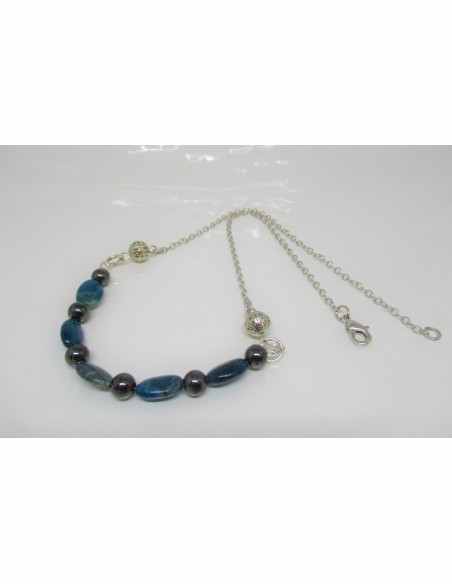 Collier apatite magnetite