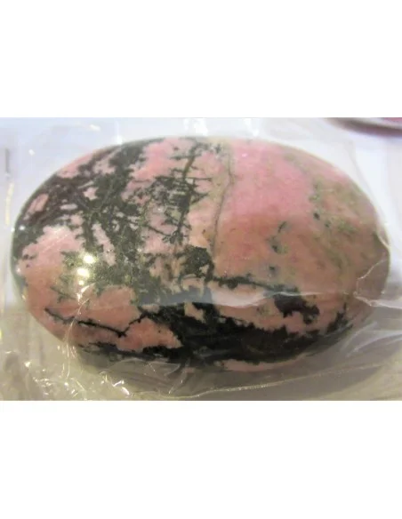 Rhodonite en forme de savon Rhodonite en forme de savon