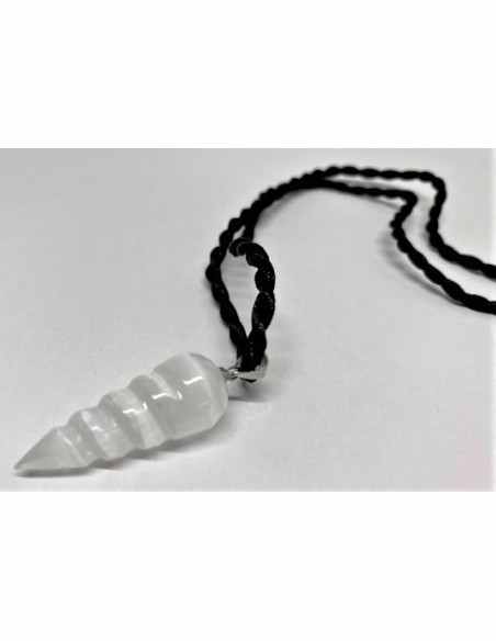Pendentif selenite spirale