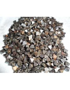 Magnétite Octaèdre naturel  5 à 8mm 2