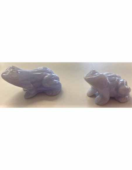 Grenouille en Calcedoine bleue