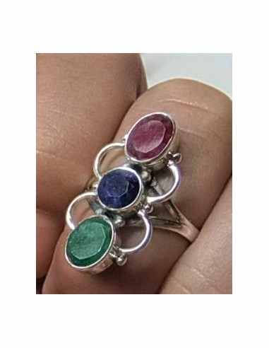 Bague Rubis, saphir, émeraude trois pierres