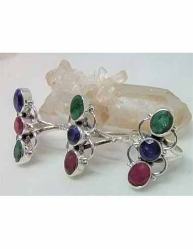 Bague Rubis, saphir, émeraude trois pierres