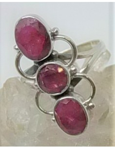 Bague spinelle rouge trois pierres