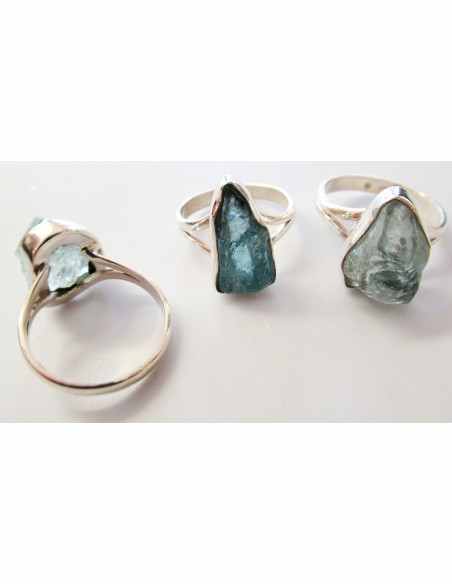 Apatite bleue brute bague