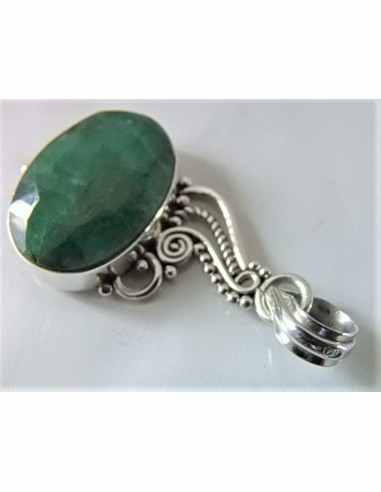 Emeraude en pendentif argent