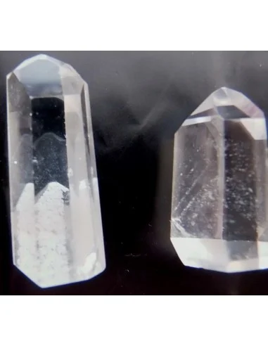 Pointe de quartz fantome blanc