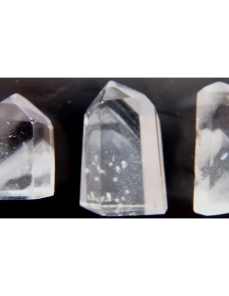 Pointe de quartz manifestation blanc Pointe de quartz manifestation blanc