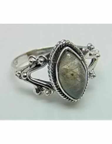 Bague pierre montee en argent