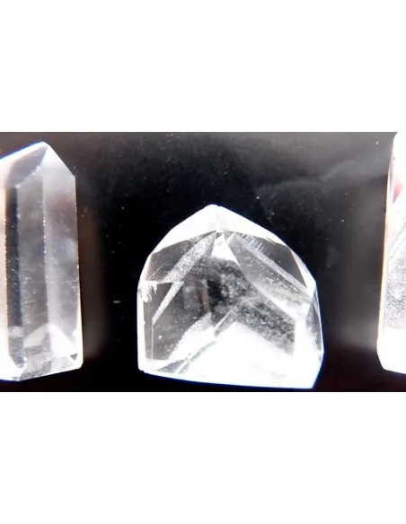 Pointe de quartz manifestation blanc Pointe de quartz manifestation blanc