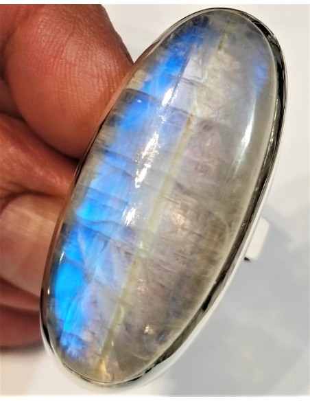Grande bague en pierre de lune