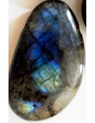 Labradorite percé