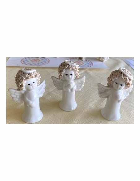 Ange en porcelaine