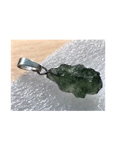 Pendentif moldavite montee en argent