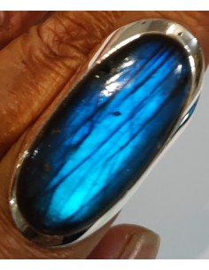 Grande bague en labradorite monte en argent
