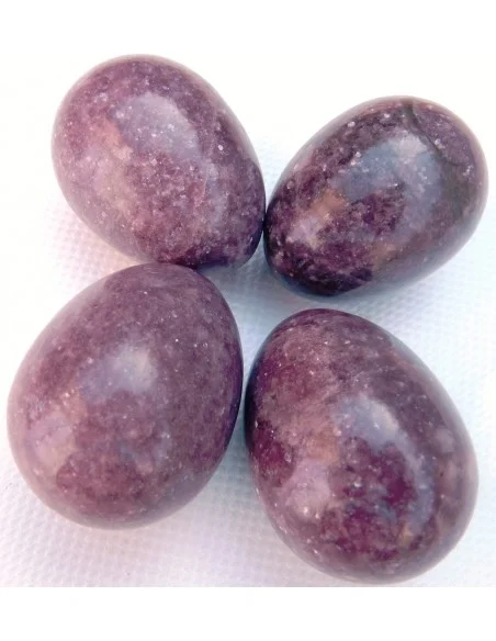Oeuf en lepidolite
