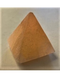 Selenite pyramide 44mm