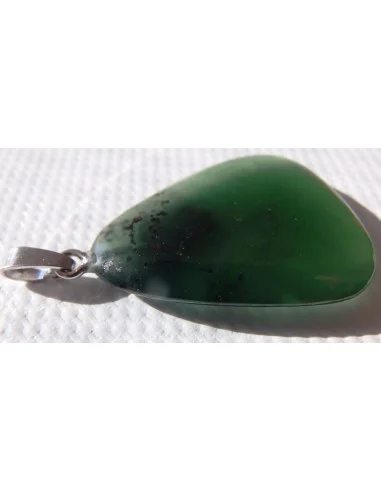 Antigorite en pendentif