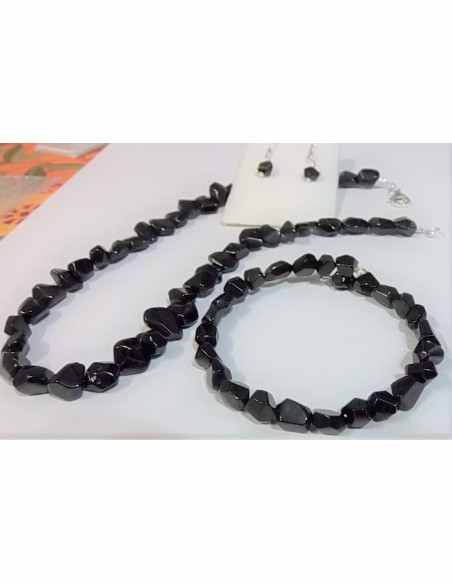 Parure spinelle noire