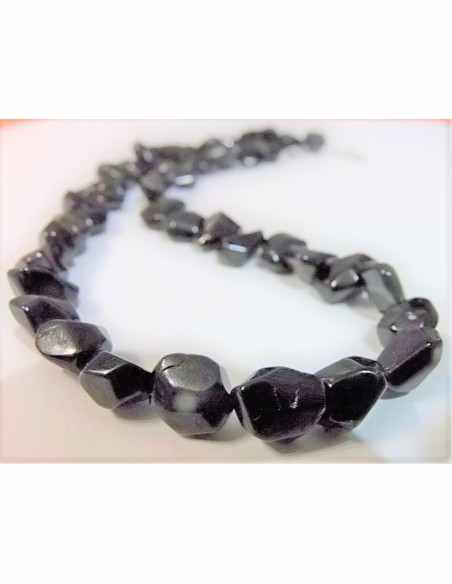 Collier spinelle noire 10mm
