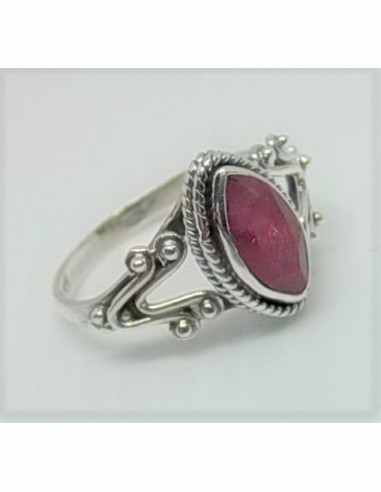 Bague rubis monte en argent