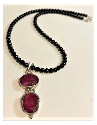 Rubis et tourmaline noire Collier