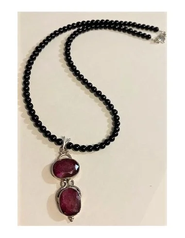 Rubis et tourmaline noire Collier