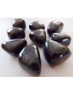 Nuummite roulée 2