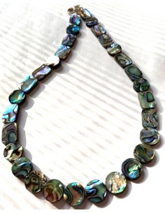Collier Nacre opalisée 42cm